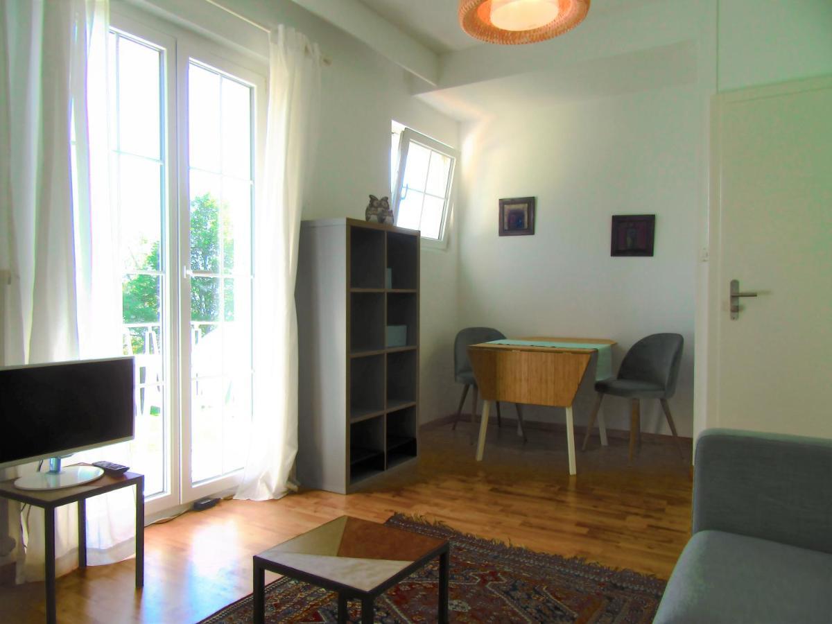 Le Debarcadere Apartment Saint Sulpice  Bagian luar foto